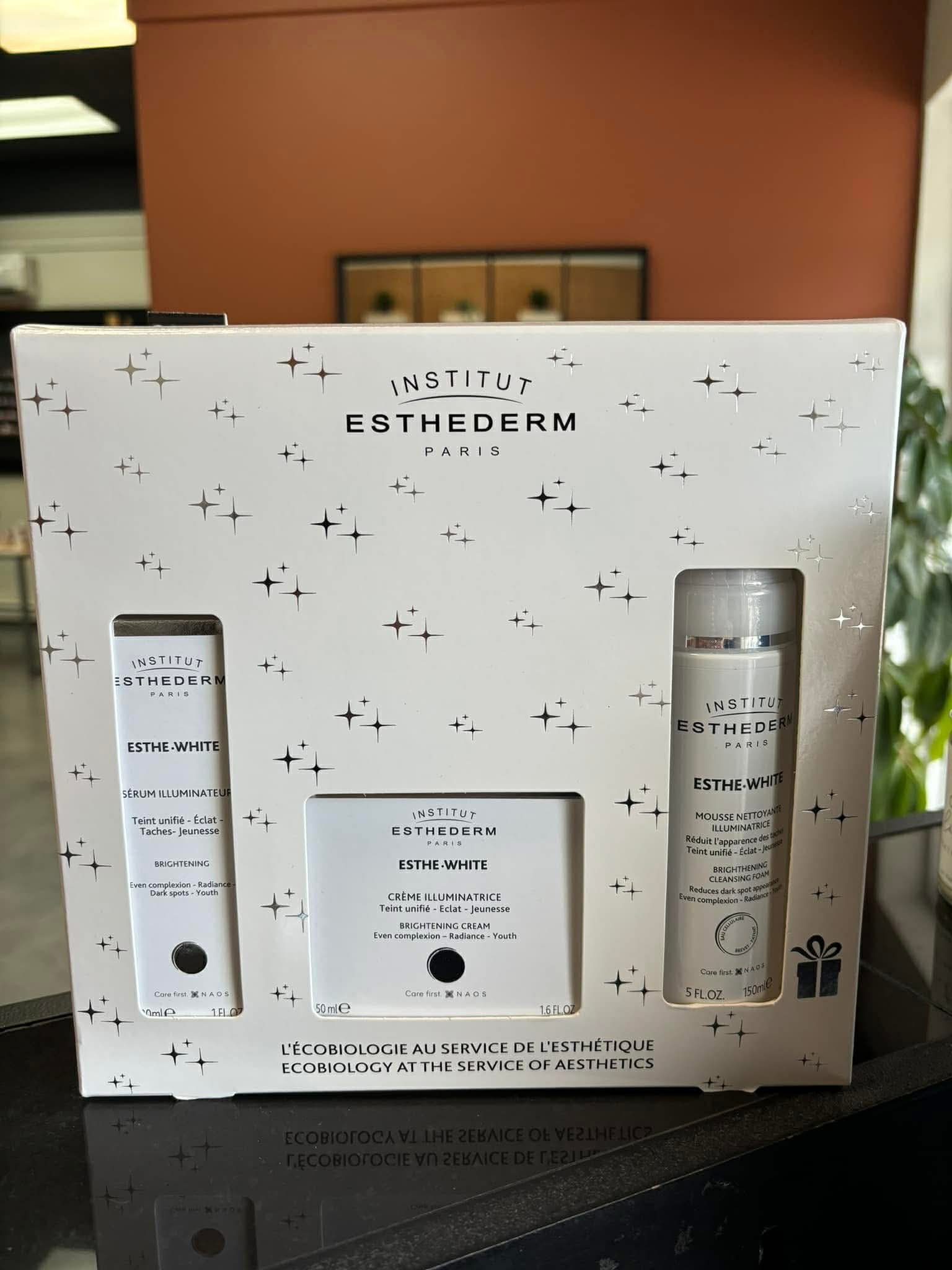 ESTHEDERM - Coffret EstheWhite Illuminatrice